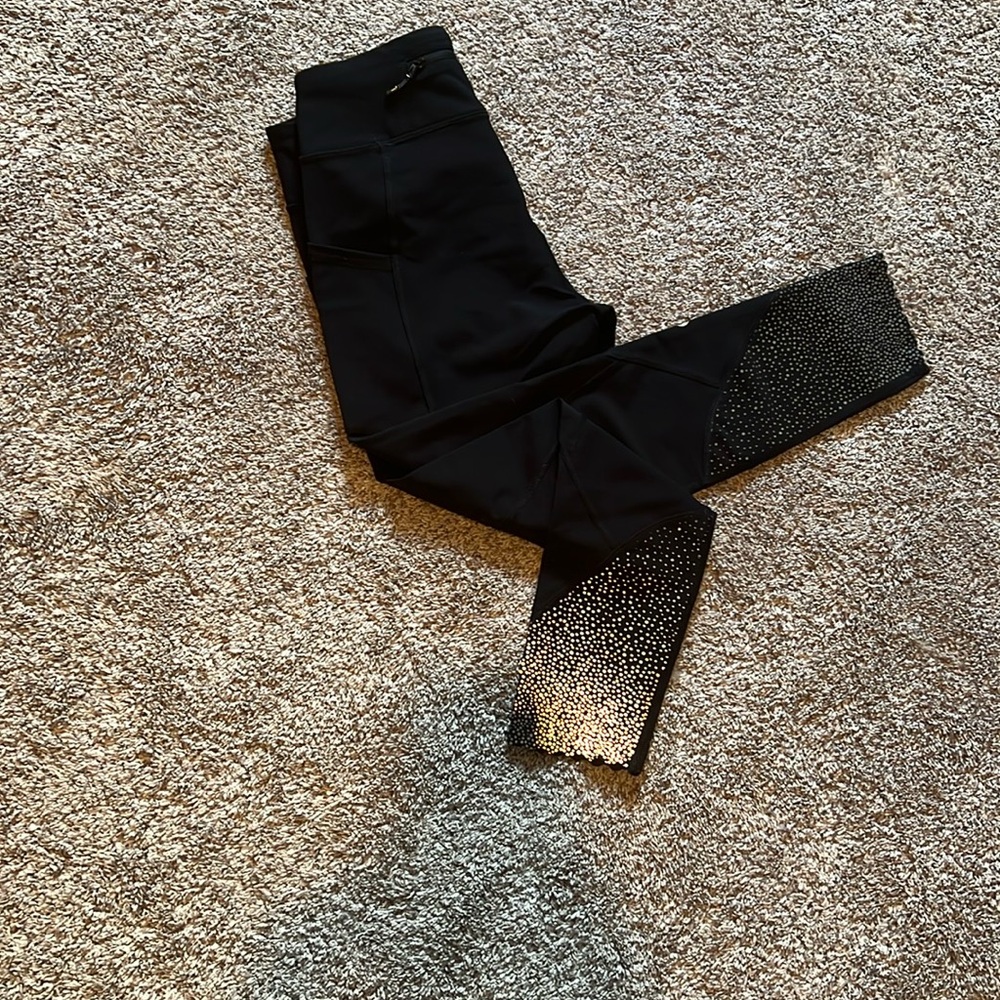 Black lululemon leggings